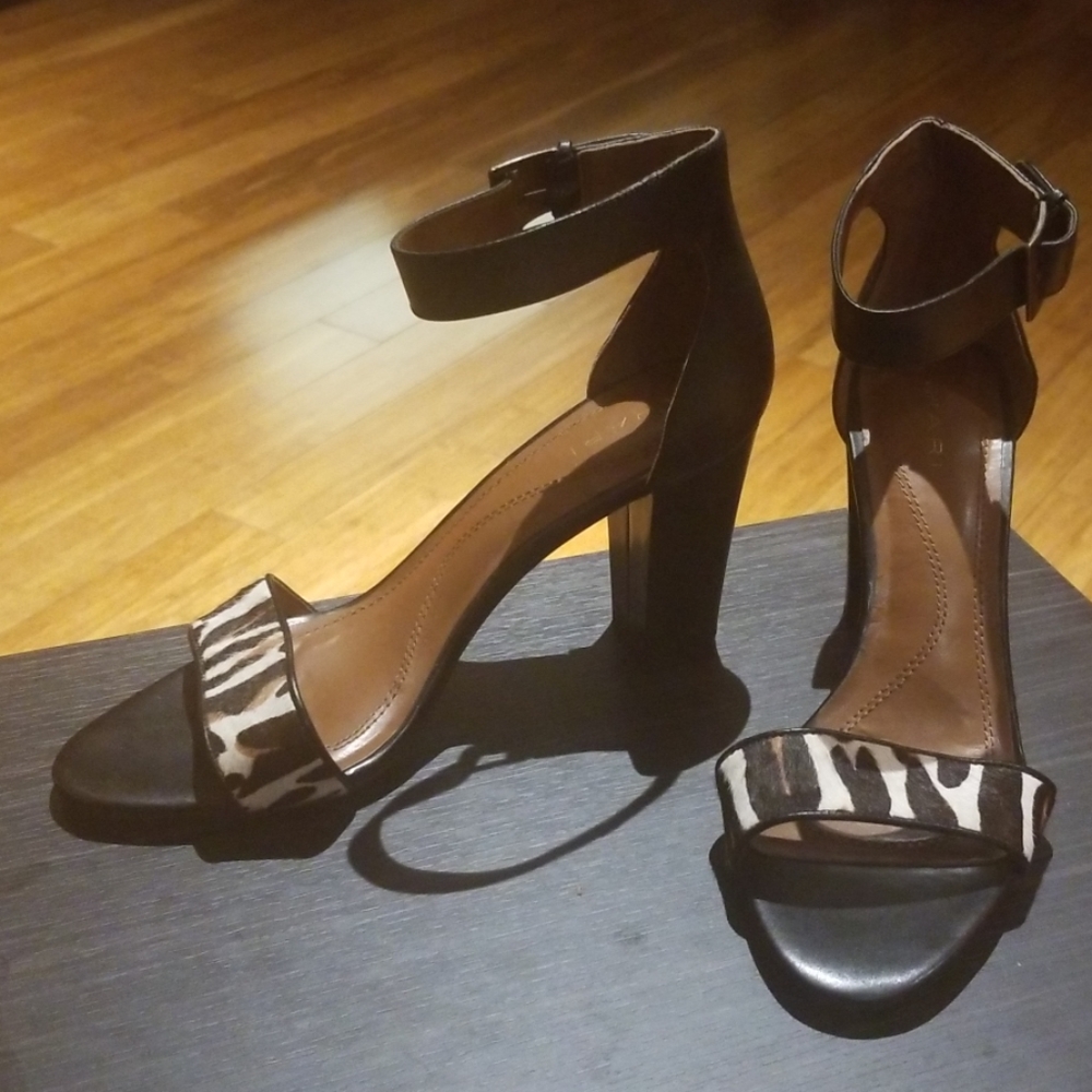 Tahari High Heels Leather 8M Black